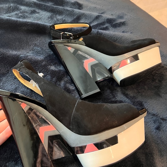 New Giani Bini multicolored wedge Sz 7, lil scuff-suede, black pink gray white - Picture 4 of 8